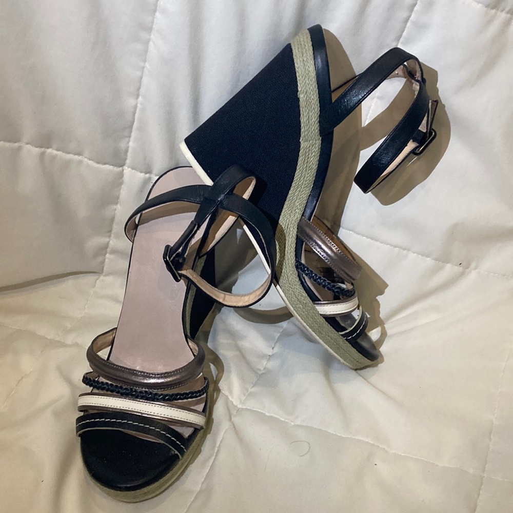 Elegant Black and Cream Women's Sandals